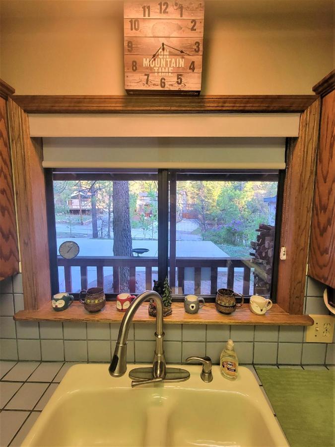 Four Seasons Getaway-Private Hot Spa With Pine Tree Views-Walk To Village And Pineknot Trailhead-Plus King Bed! 빅 베어 레이크 외부 사진