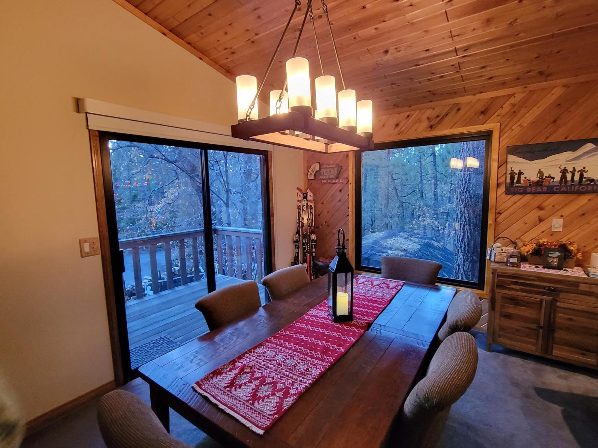 Four Seasons Getaway-Private Hot Spa With Pine Tree Views-Walk To Village And Pineknot Trailhead-Plus King Bed! 빅 베어 레이크 외부 사진